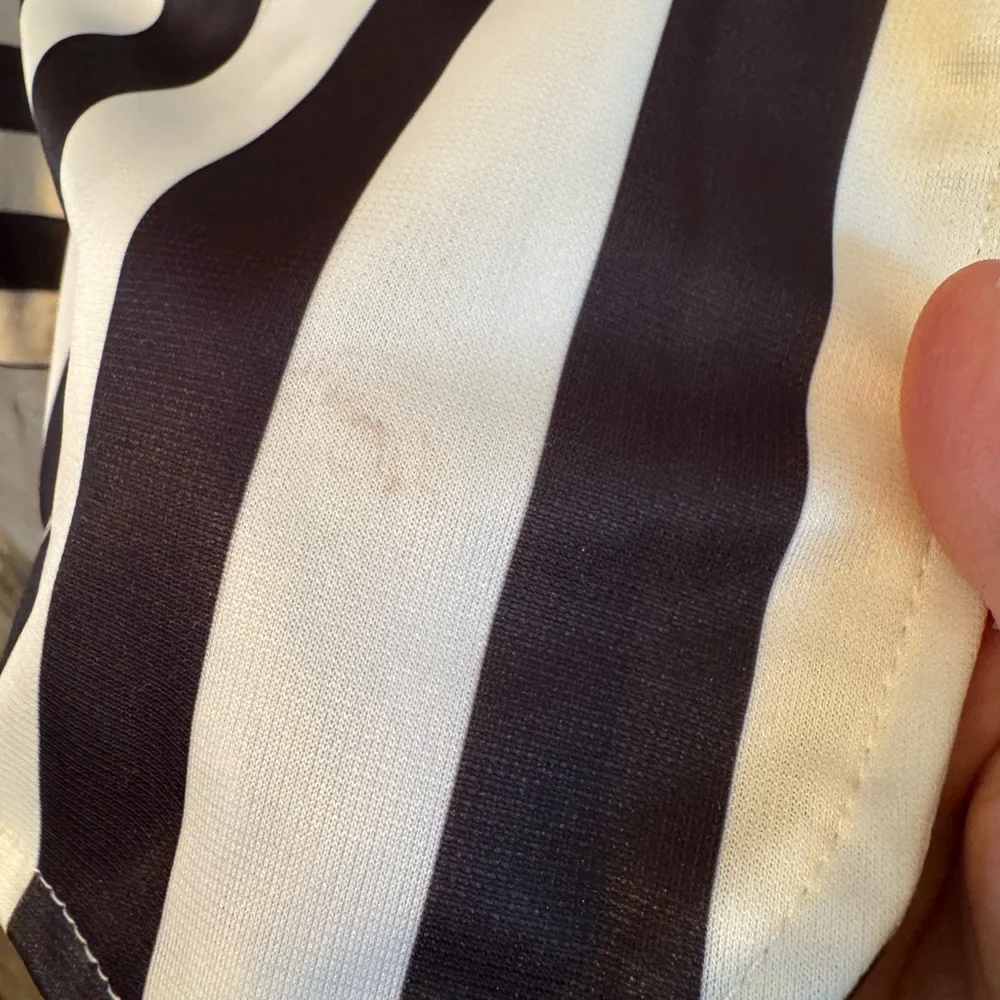 Kids Beetlejuice costume size 140 kids size medium 8-10